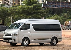 15座辆丰田Hiace 吴哥窟三天［小圈大圈外圈含日出日落］ 215美金 ［按日小圈一天60$-大圈一天60$-外圈一天85$］+日出10$